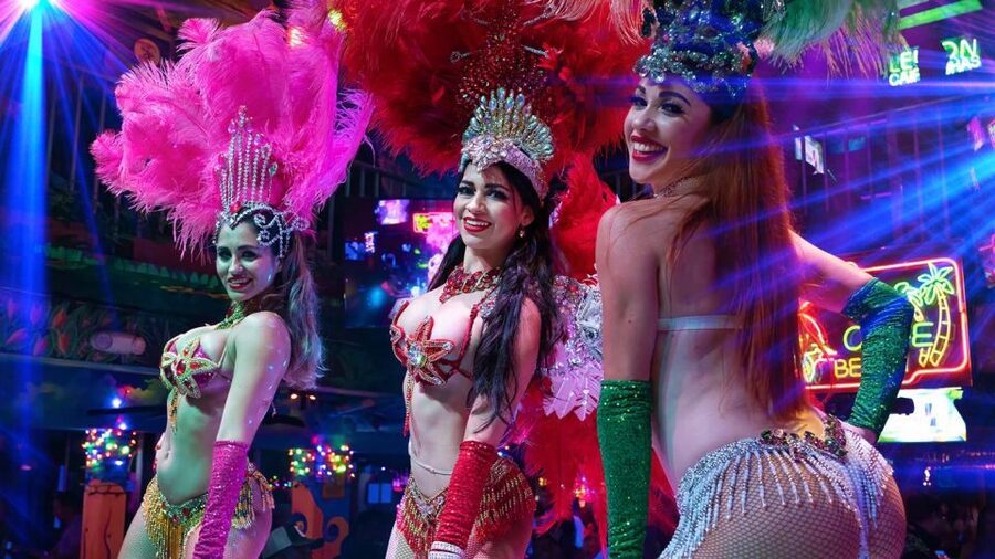 Miami: Mango's Tropical Cafe Dinner & Show - Key points to know before you book