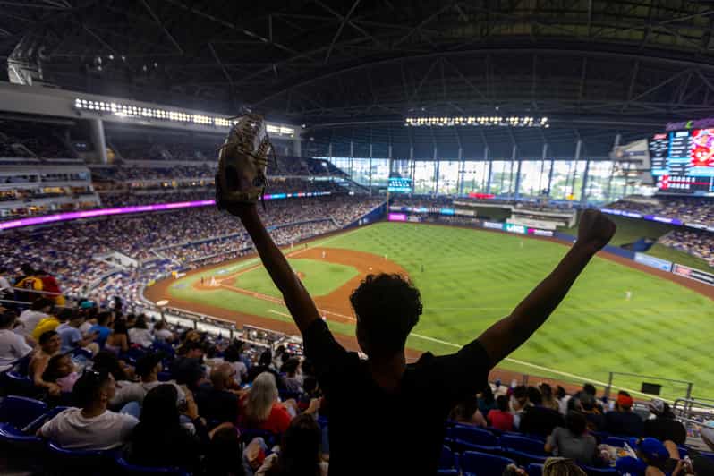 Miami Marlins Baseball Game Ticket at LoanDepot Park - Key points to know before first pitch