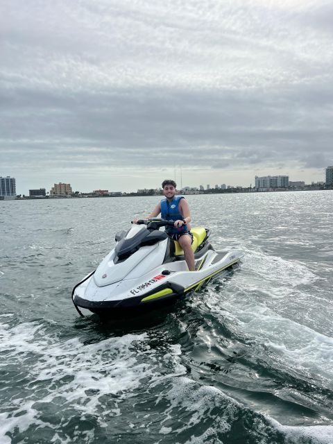Miami: Miami Beach Jetski Ride with Boat and Drinks - Learning the basics before you ride