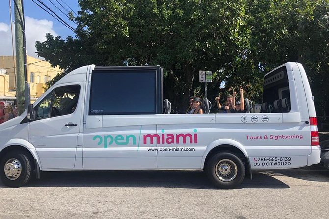 Miami Panoramic Sightseeing Tour in English, French or Spanish - North Miami Beach and the quieter coast