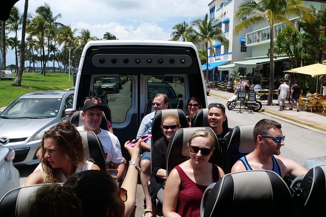 Miami Panoramic Sightseeing Tour in English, French or Spanish - Brickell and Downtown: Miami’s financial core