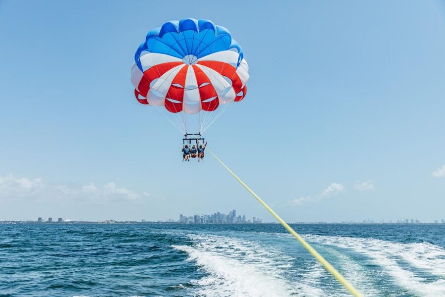 Miami: Parasailing Experience in Biscayne Bay - Key details before you book