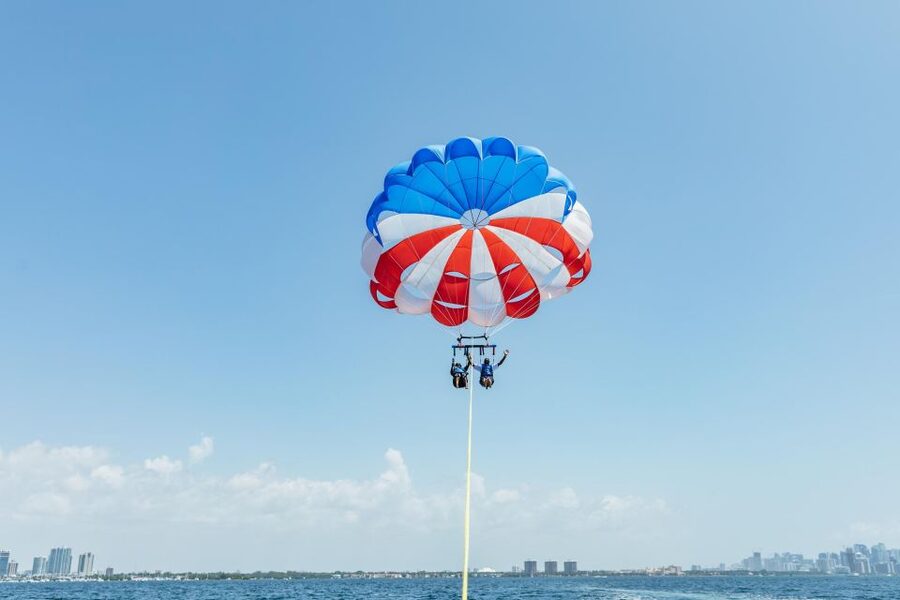 Miami: Parasailing Experience in Biscayne Bay - Photos can be worth the added cost