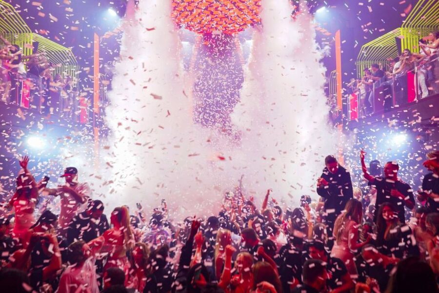 Miami: Party Bus, Club Entry, and Open Bar Night Experience - How the price works at $56