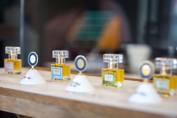 Miami Perfume Making Experience - Fragrance Workshop 90 Minutes - Inside the Coral Gables studio
