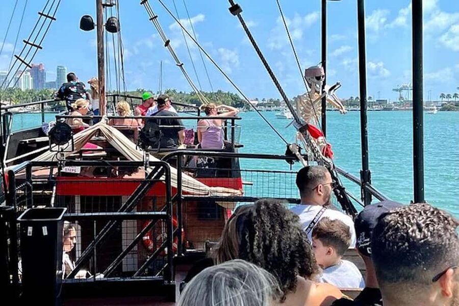 Miami Pirate Boat Cruise: Skyline & Millionaire Homes - Key points to know before booking