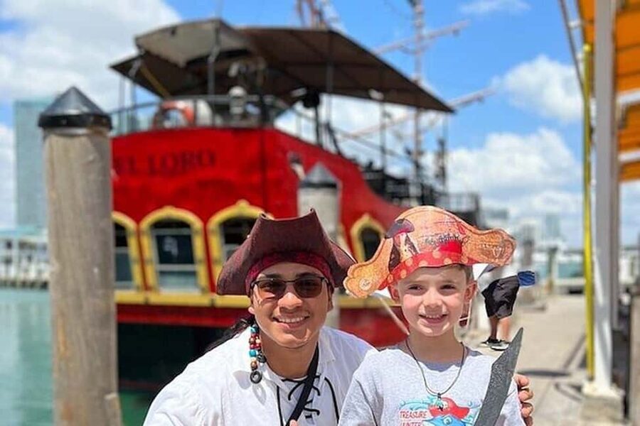 Miami Pirate Boat Cruise: Skyline & Millionaire Homes - Returning to Bayside Marketplace