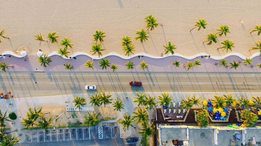 Miami Premium Driving Night Tour with Skyviews Wheel Ride - Key points at a glance
