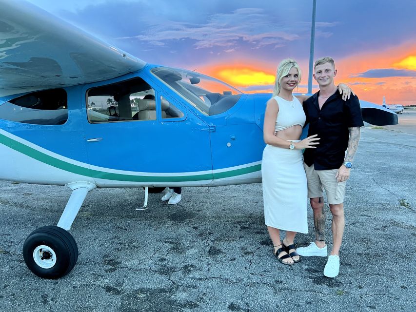 Miami: Private 50-Minute Sunset Airplane Tour - Coral Gables and Coconut Grove from above