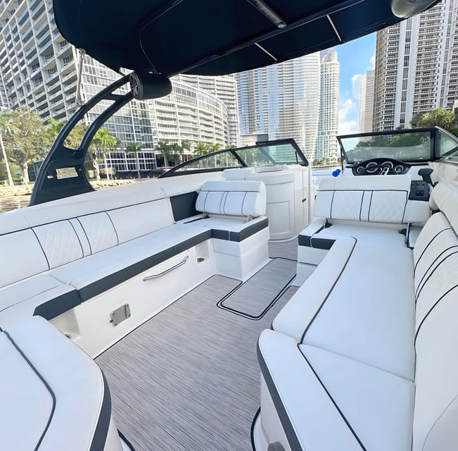 Miami: Private Boat Charter Guided and Tailored Experience - What the captains add to the trip