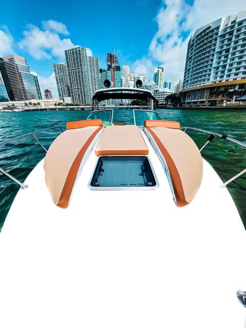 Miami: Private Boat Cruise & Guided Scenic Tour - Key points to know before you book