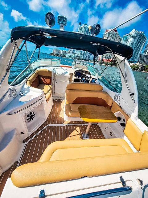Miami: Private Boat Cruise & Guided Scenic Tour - Why Miami looks better from a private boat