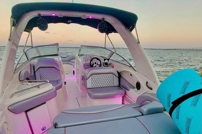Miami Private Boat Cruise & Tour with a Captain - Why a private boat works so well in Miami