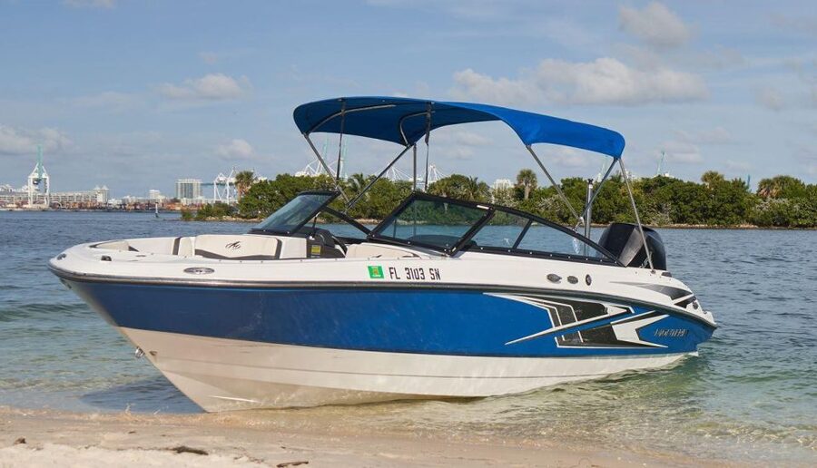 Miami: Private Boat Rental with champagne and captain - The practical costs and small catches