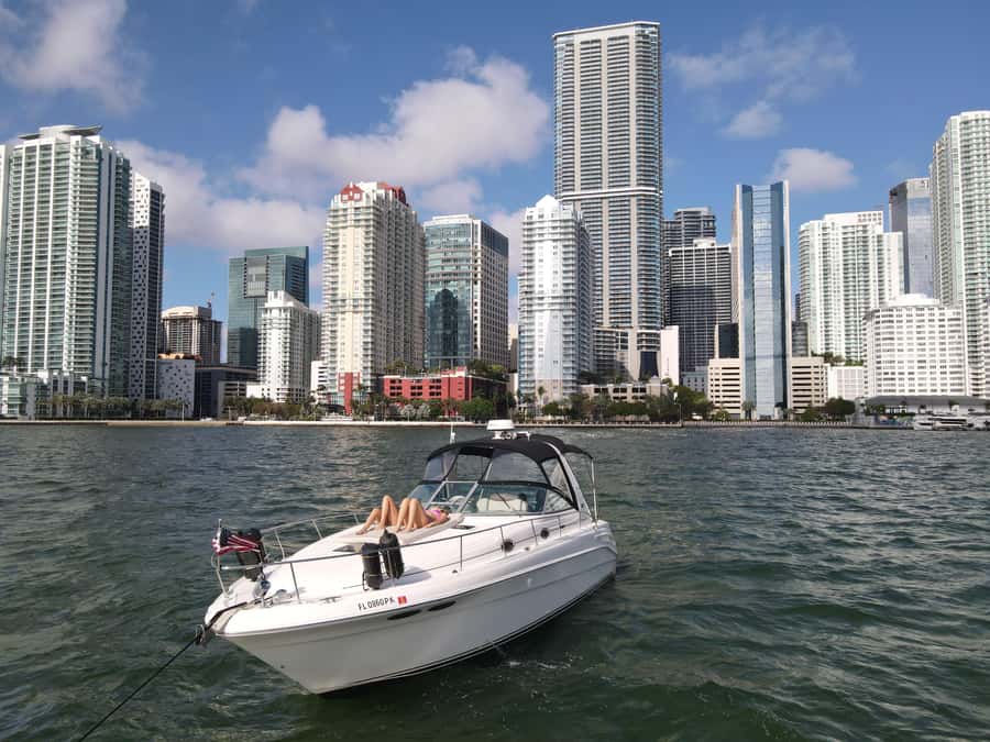 Miami: Private Boat Tour with Captain and Skyline Views - Key points to know before booking