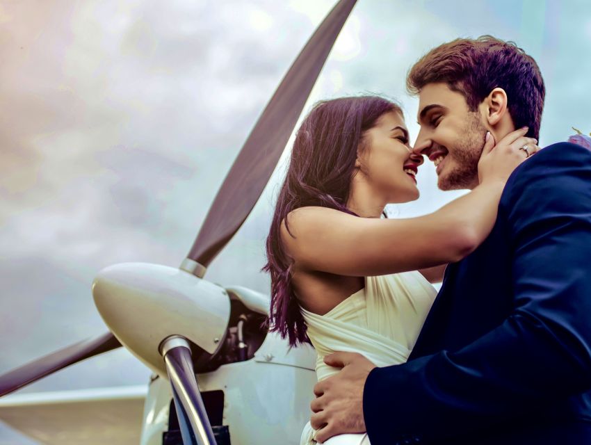Miami: Private Luxury 50-Minute Airplane Tour with Champagne - Crossing to Key Biscayne and Fisher Island