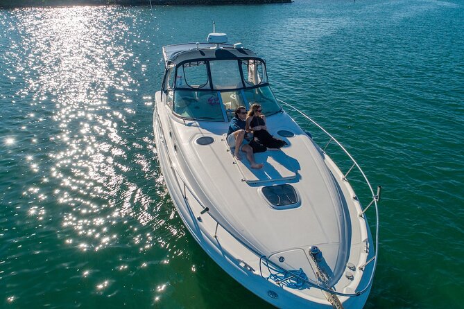 Miami Private Yacht Rental 2 to 4 hours for 12 people - Food, drinks, and timing tips