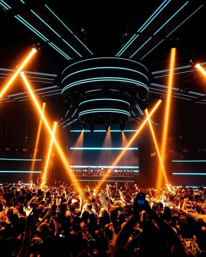 Miami Pub Crawl + Clubbing Experience - My final call: book it for access and company