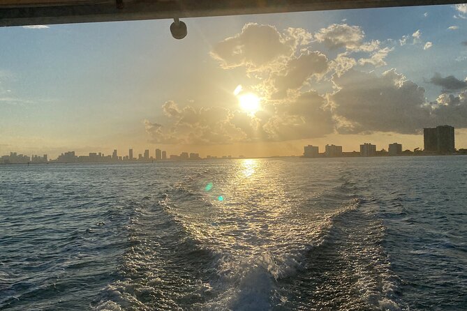 Miami Sightseeing Cruise on a Luxury Yacht - Commentary can make or break the ride