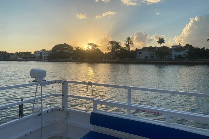 Miami Sightseeing Cruise on a Luxury Yacht - How much value do you get for $18?