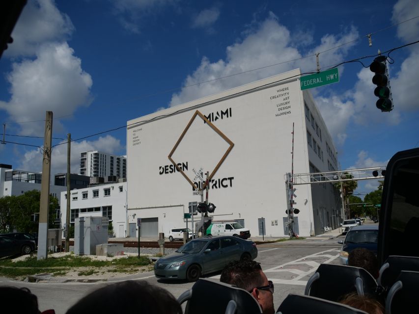 Miami Sightseeing Tour in a Convertible Bus - The return via Julia Tuttle Causeway