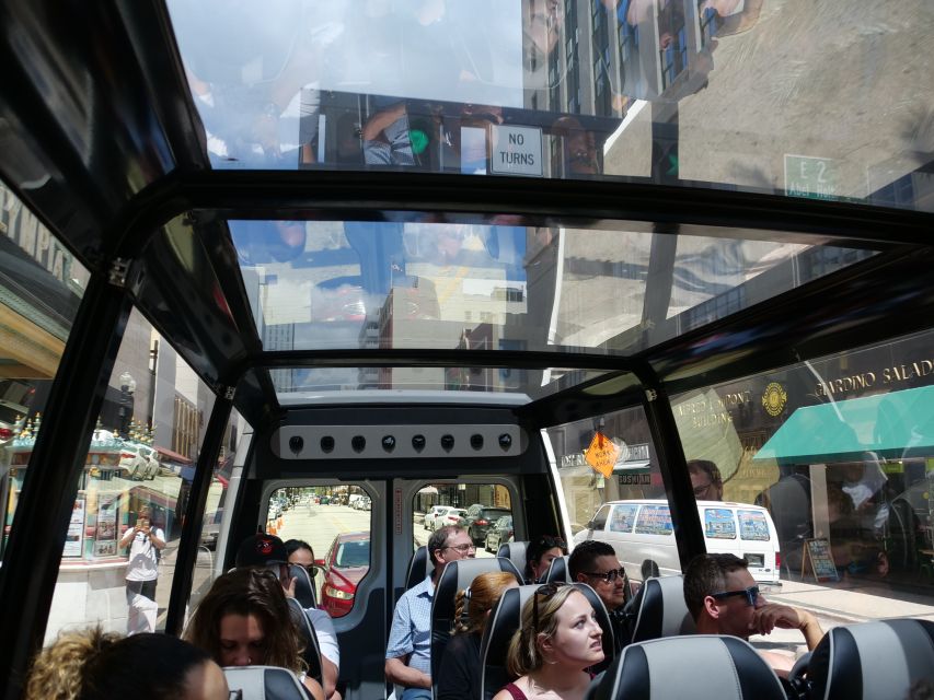Miami Sightseeing Tour in a Convertible Bus (French) - Why the convertible bus works well in Miami