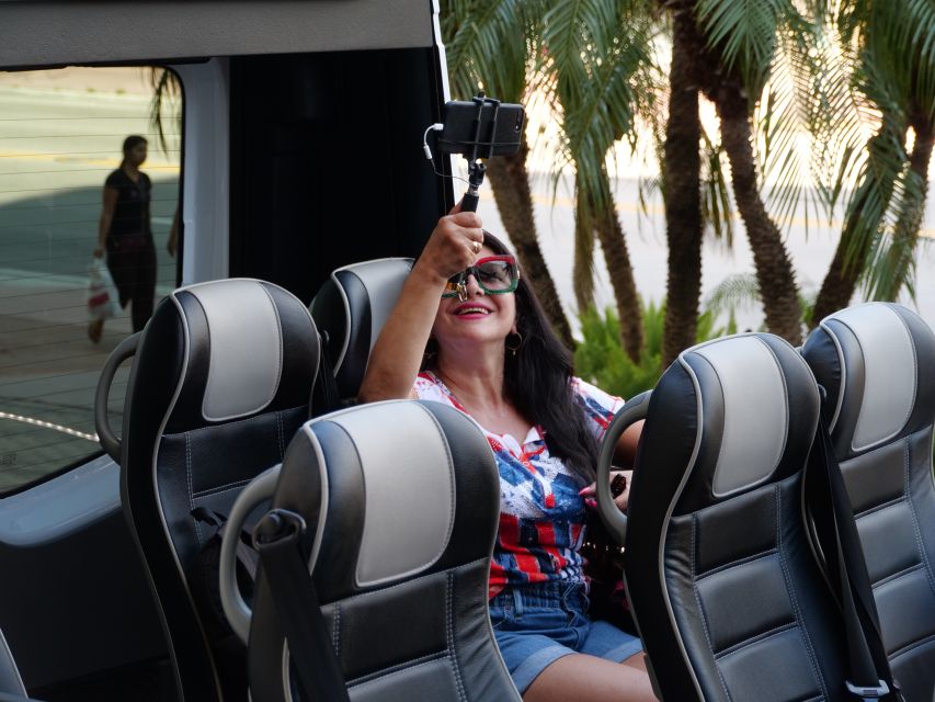Miami Sightseeing Tour in a Convertible Bus (French) - Wynwood Arts District and Miami’s street art