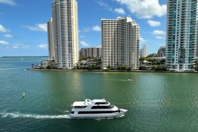 Miami Skyline Boat Cruise Past Millionaire’s Homes Optional Stop