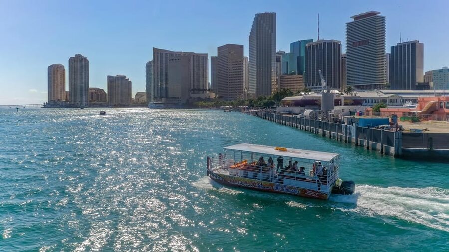 Miami: Skyline Sightseeing Cruise Millionaire Homes & River - Key points to know before boarding