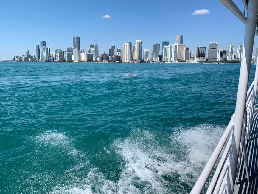 Miami: Skyline Sightseeing Cruise Millionaire Homes & River - Who should book this cruise?