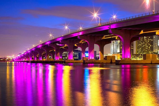 Miami Skyline Views and Biscayne Bay Cruise - Starting at Bayside Marketplace in downtown Miami
