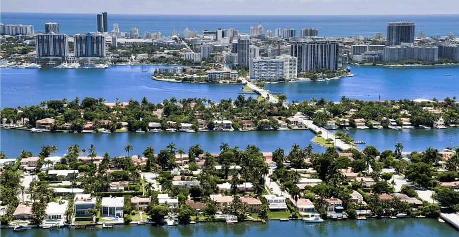 Miami & South Beach: 35-Minute Private Luxury Airplane Tour - South Pointe Park and the sweep of South Beach