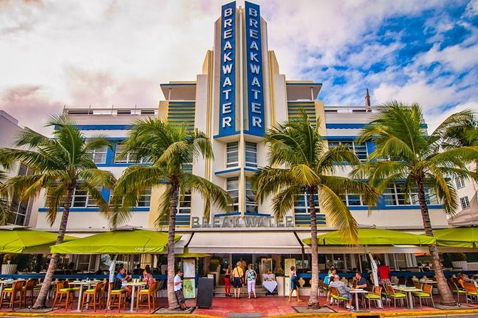 Miami South Beach Art Deco Walking Tour - Why Art Deco makes more sense with a local guide