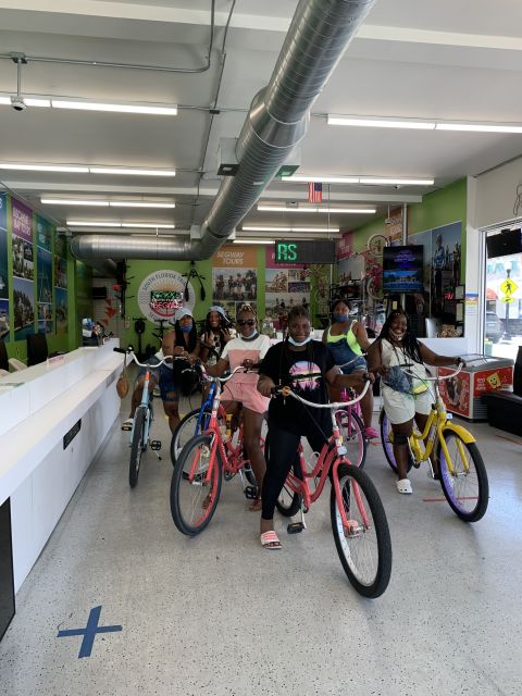 Miami: South Beach Bike Rental - What the beach cruiser feels like