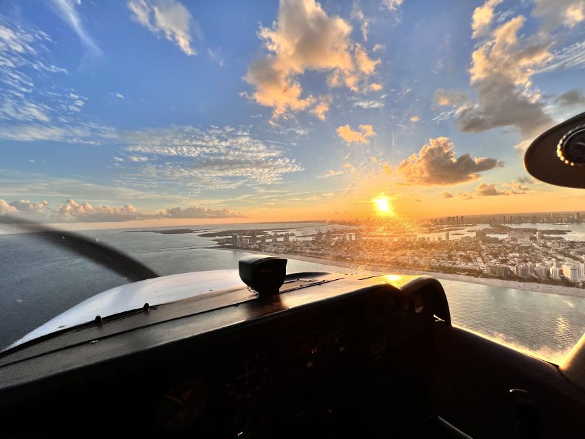Miami: South Beach Private 35-Minute Guided Flight Tour - Downtown Miami from Biscayne Bay