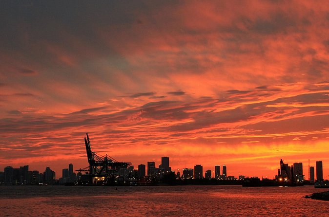 Miami Sunset and Skyline Cruise - Star Island and the celebrity-home commentary