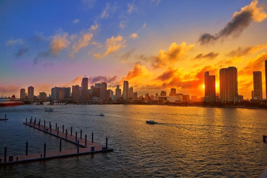 Miami: Sunset Cruise with Celebrity Homes & Open Bar - What the Two-Hour Schedule Feels Like