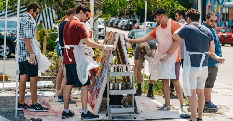 Miami: Wynwood Graffiti Experience - Your turn with the canvas