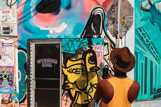 Miami Wynwood Walls Street Art & Neighborhood Walking Tour - A short stop at Wynwood Marketplace