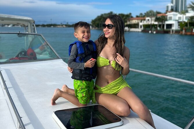 Miami Yacht Party – Discover Secret Spots w/ Captain & Drinks - Islands, sandbars, and quieter water