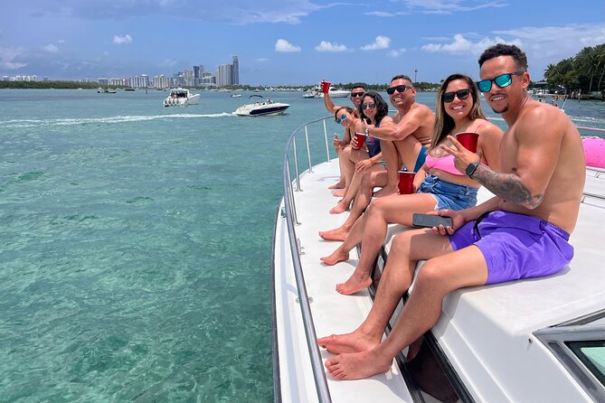 Miami Yacht Party – Discover Secret Spots w/ Captain & Drinks - Captains make a real difference