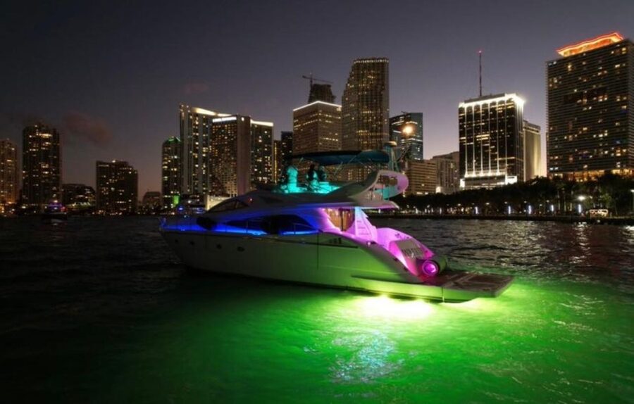 Miami Yacht Rental with Jetski, paddleboards, Inflatables - Key points to know before booking