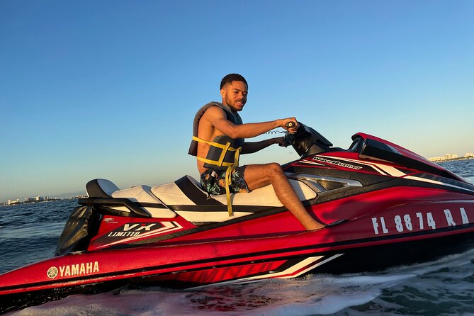 One Hour Jet Ski Adventure Through the Heart of Miami - From Collins Avenue to Millionaires Row