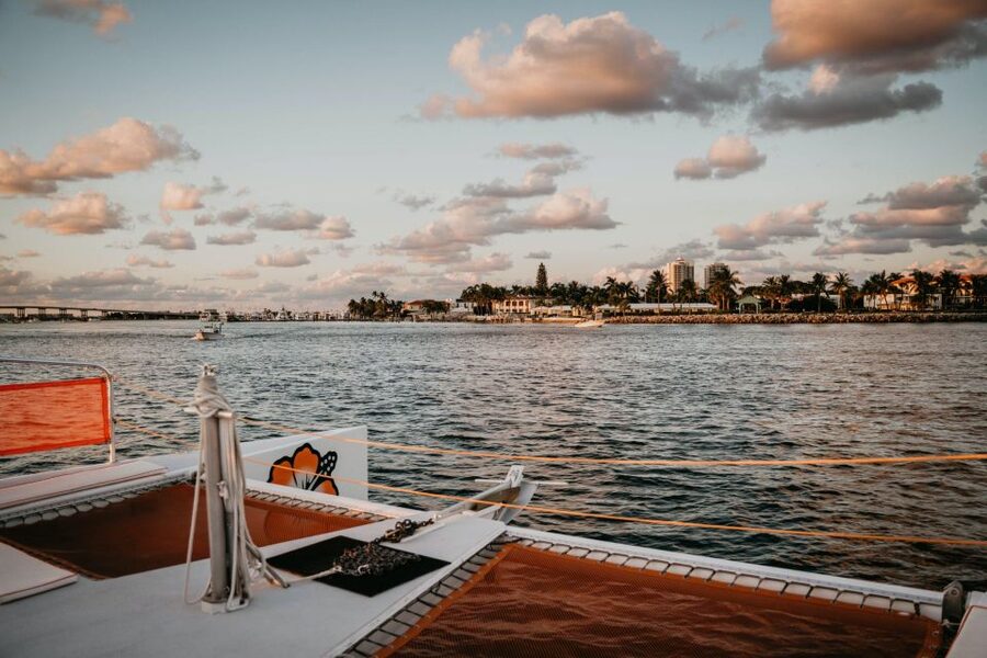 Palm Beach: Sightseeing Catamaran Cruise - What the $54 price buys you