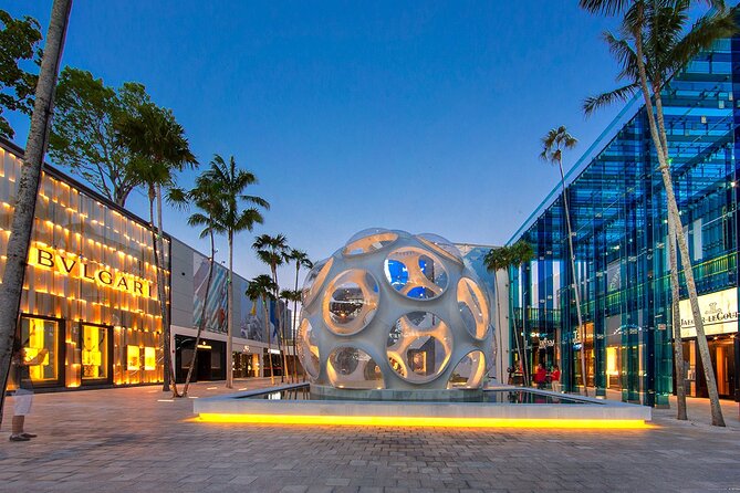 Personalized Miami City Tour: Private SUV & Local Guide - South Beach, Ocean Drive, and a tight clock