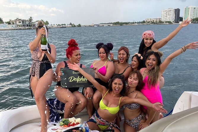 Premium Miami Yacht Tour Experience: Captain, Champagne & Party! - What the $50 price does and does not cover