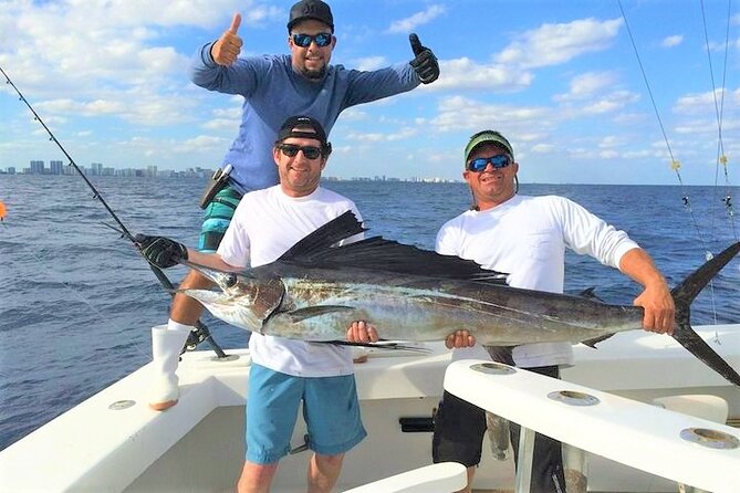 Private 4-Hour Big Game Deep Sea Fishing Charter in Fort Lauderdale - Trolling, Live Bait, and Deep Dropping