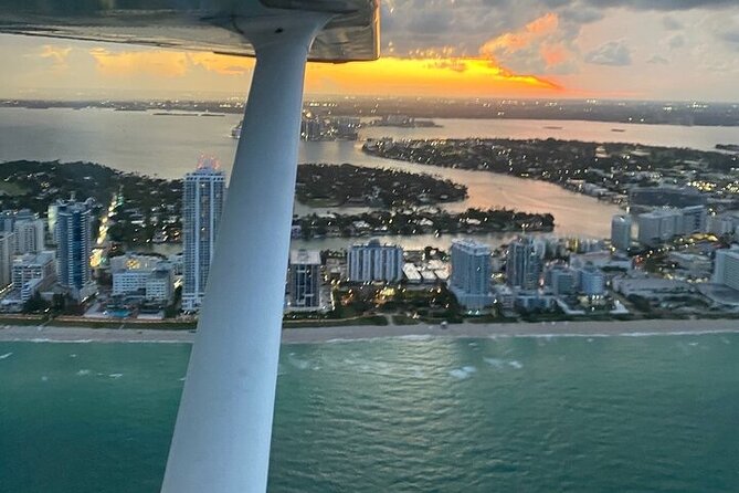 Private 60 Minute Romantic Excursion Air Tour with Champagne - Starting over South Miami and Coconut Grove