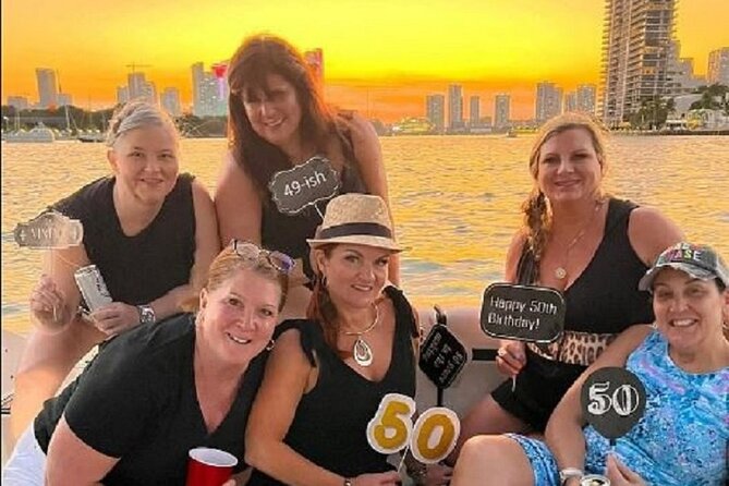 Private Boat Ride in Miami with Experienced Captain and Champagne - Choosing one hour, two hours, or the sandbar