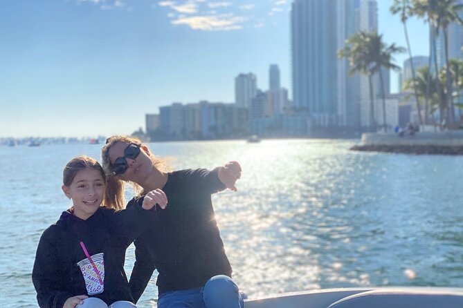 Private Boat Ride in Miami with Experienced Captain and Champagne - The captain can make or break the ride